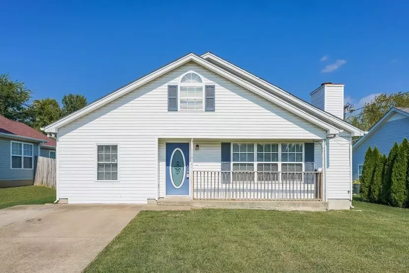 La Vergne, TN 37086,501 Cedar Park Circle