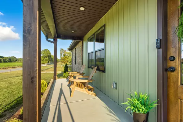 Westmoreland, TN 37186,1006 Gaines Hill Rd