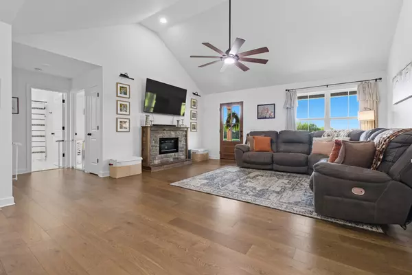 Westmoreland, TN 37186,1006 Gaines Hill Rd