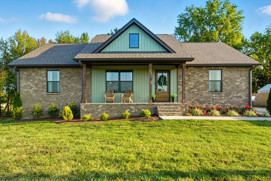1006 Gaines Hill Rd, Westmoreland, TN 37186