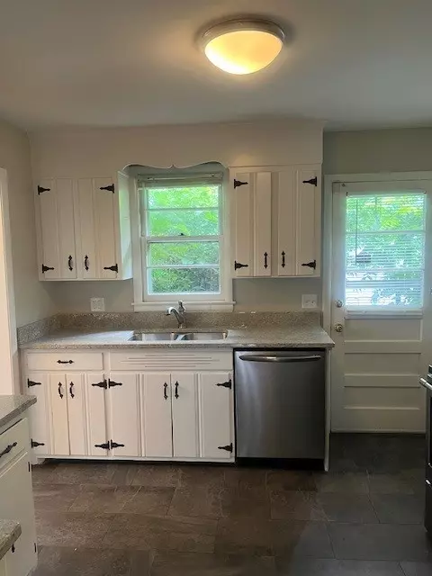 Nashville, TN 37211,581 Watsonwood Dr