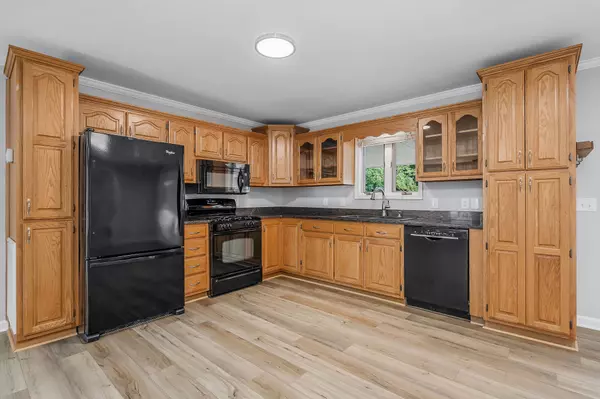 Smithville, TN 37166,682 New Bildad Rd