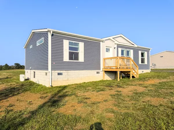Red Boiling Springs, TN 37150,1159 Nimm Rd