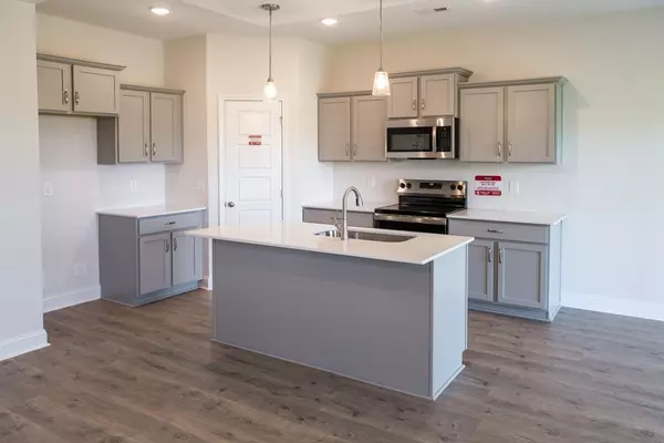 Clarksville, TN 37043,121 Miller Farm