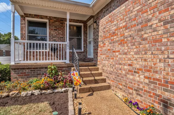 Hendersonville, TN 37075,101 Sugar Maple #N