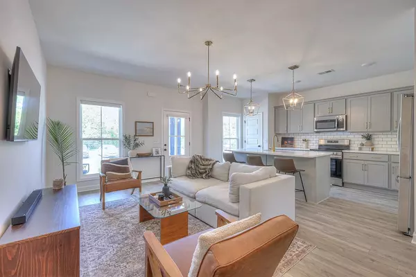 Hendersonville, TN 37075,118 Beignet Aly