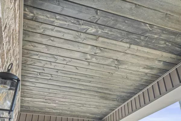 Greenbrier, TN 37073,596 E College St #E