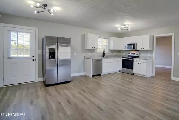 Dandridge, TN 37725,567 Joshua Drive