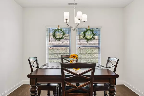 White House, TN 37188,201 Hampshire Way