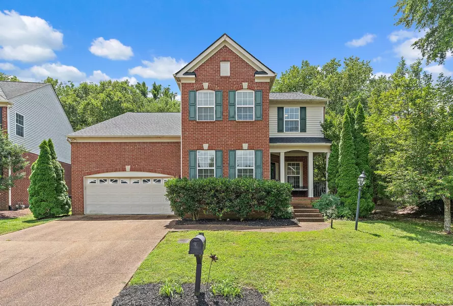 821 Holt Grove Ct, Nashville, TN 37211