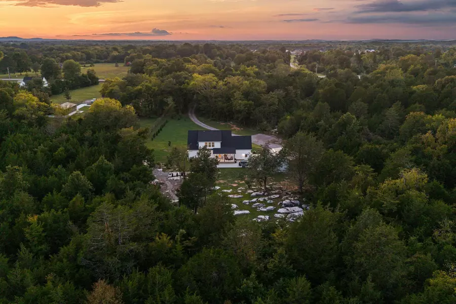 3327 Nashville Hwy, Lewisburg, TN 37091