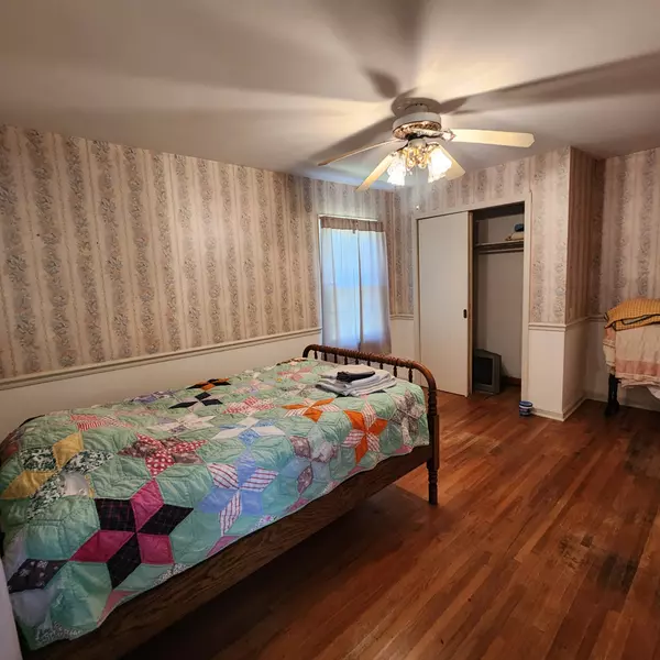 Bumpus Mills, TN 37028,229 Bob Walker Rd