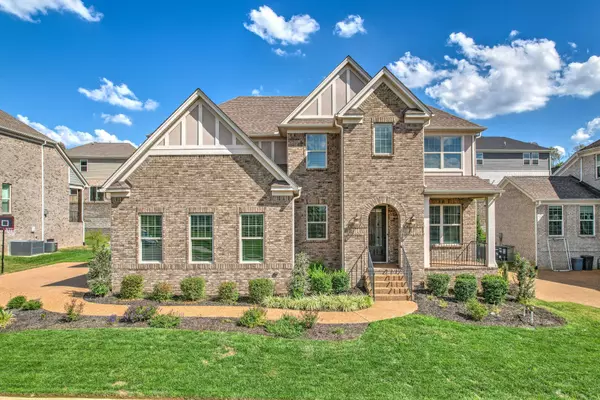 Hendersonville, TN 37075,106 N Malayna Dr