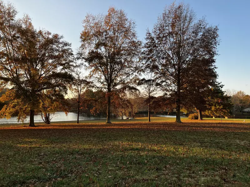 107 Haynes Ln, Portland, TN 37148