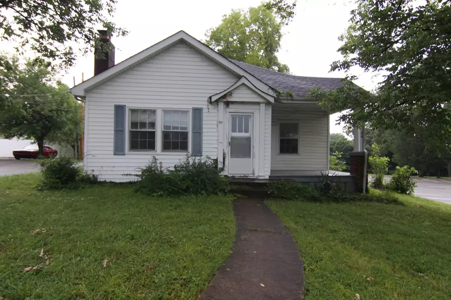 251 Forbes Ave, Clarksville, TN 37040