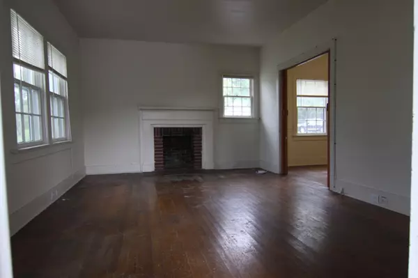 Clarksville, TN 37040,251 Forbes Ave