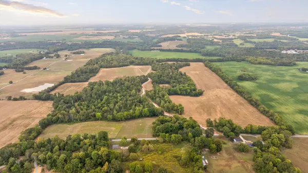 6 Sturgeon Creek Road, Cedar Hill, TN 37032
