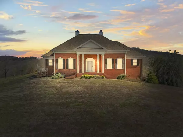 Fayetteville, TN 37334,954 Molino Rd