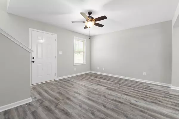Clarksville, TN 37040,218 Smithson Lane #B