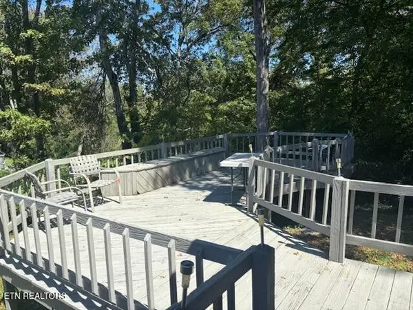 Crossville, TN 38555,32 Rhodendron Circle