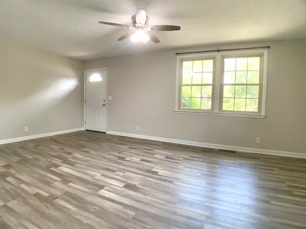 Clarksville, TN 37042,512 Nashboro Rd