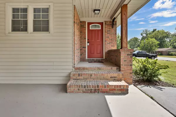 Hopkinsville, KY 42240,207 Donna Dr