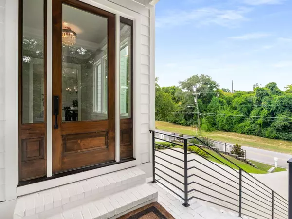 Nashville, TN 37204,841 Battlefield Dr #A