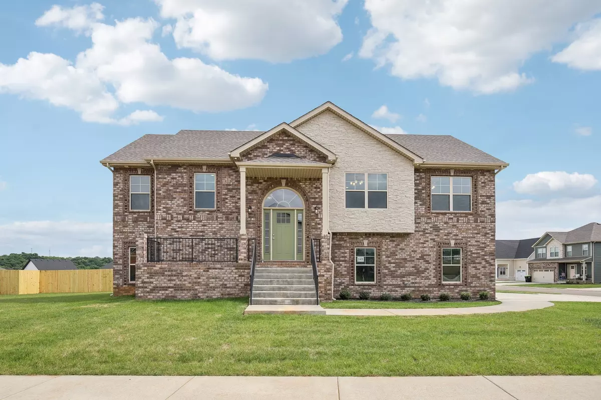 Clarksville, TN 37040,308 Cardinal Creek