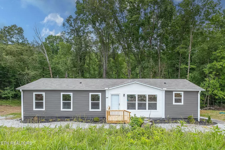 399 Black Oak Rd, Harriman, TN 37748