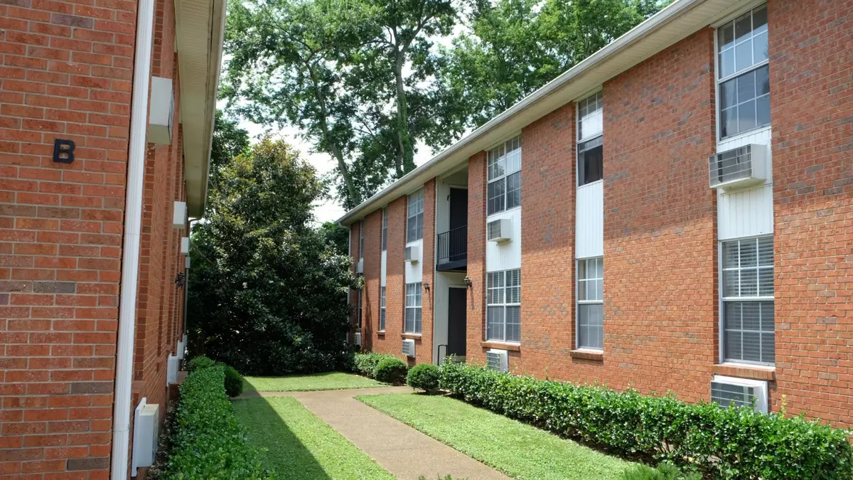 Nashville, TN 37215,2530 Sharondale Dr #A1