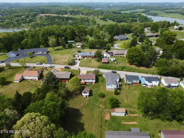 Loudon, TN 37774,431 Mason Lane