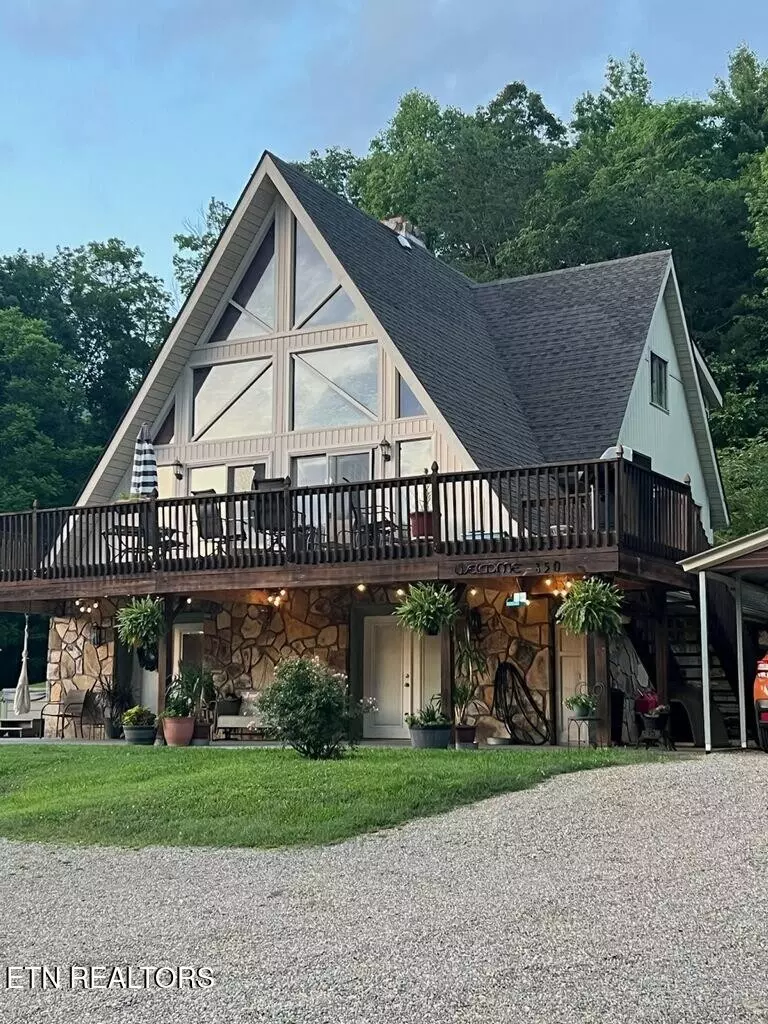 Cosby, TN 37722,850 Rich Top Way