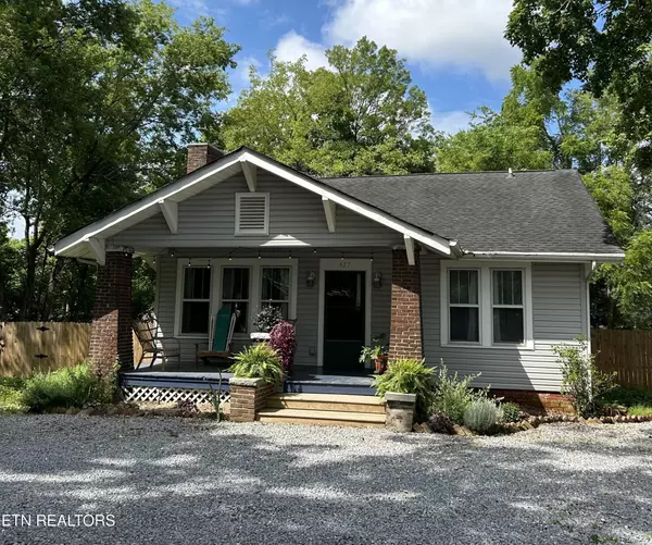 Knoxville, TN 37920,327 Pettway Ave