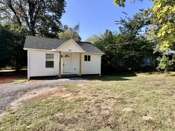 Paris, TN 38242,903 Curtis St