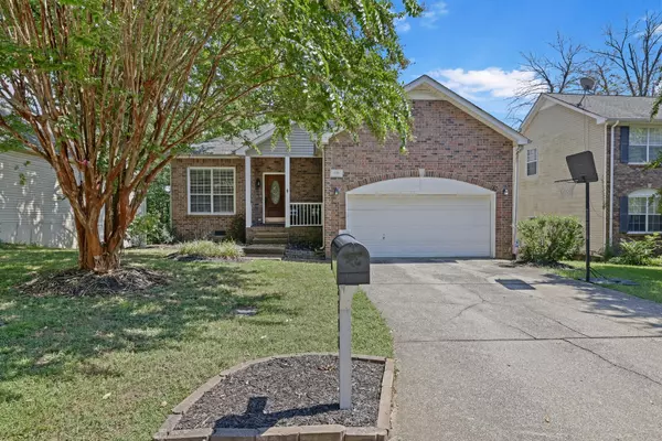 Nashville, TN 37211,5385 Windypine Dr