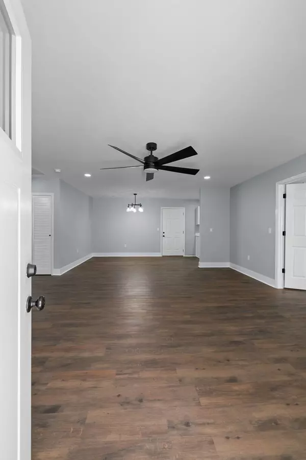 Tullahoma, TN 37388,203 S Maple St