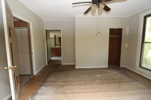 Culleoka, TN 38451,3182 Dodson Gap Rd
