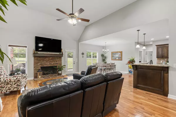 Cottontown, TN 37048,111 Renee Ct