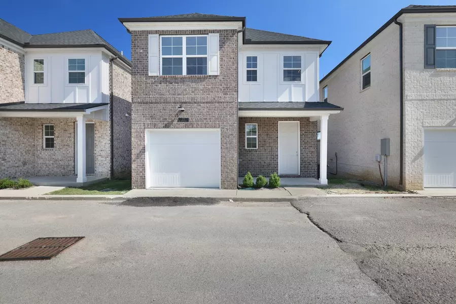 2656 Lakevilla Dr #27, Nashville, TN 37217