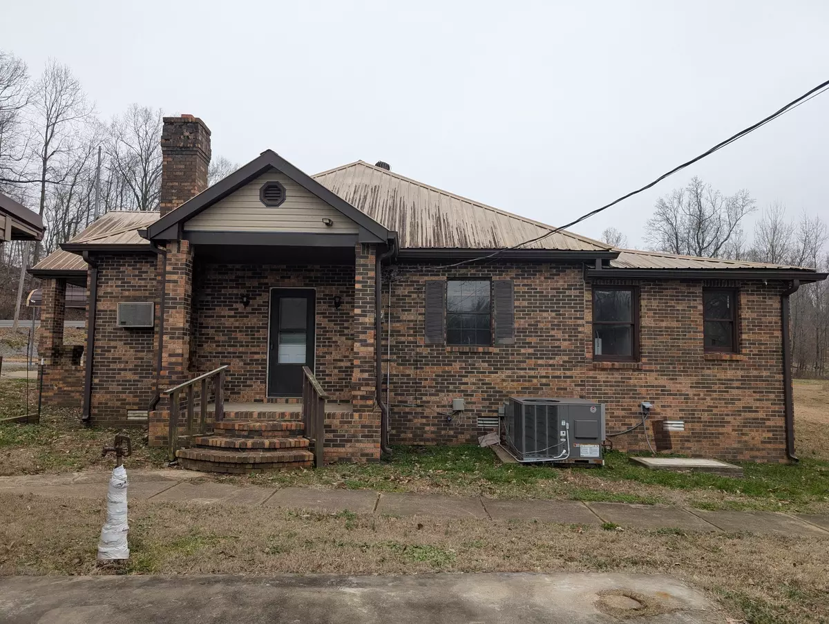 Adams, TN 37010,2856 Highway 76