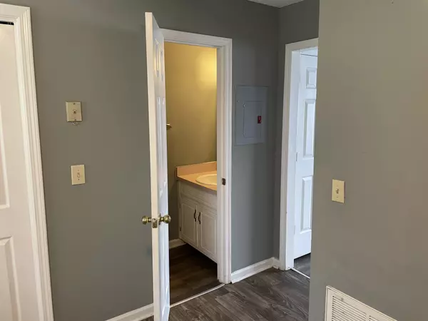 Clarksville, TN 37043,541 Hietts Ln #A