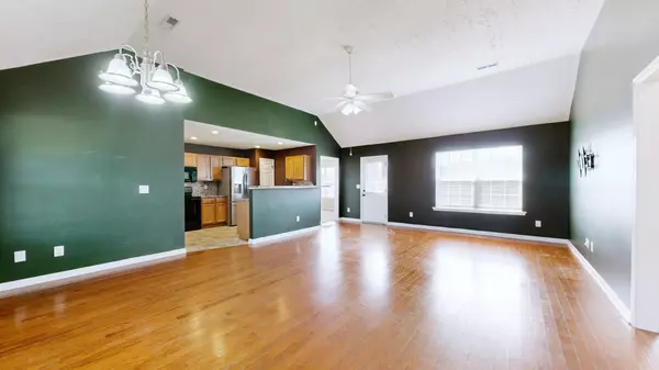 Christiana, TN 37037,2716 Ridgewood Dr