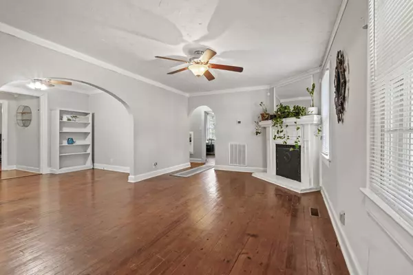 La Vergne, TN 37086,1804 Mars St