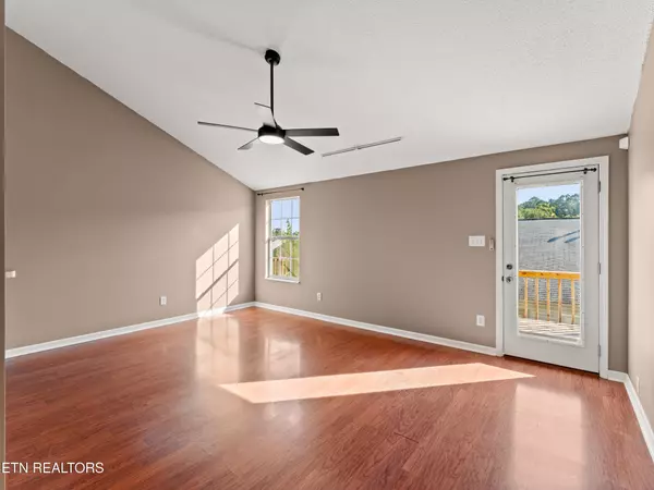 Powell, TN 37849,8016 Stablegate Way