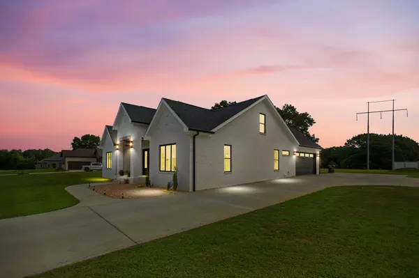 Fayetteville, TN 37334,1 Ivy Dr