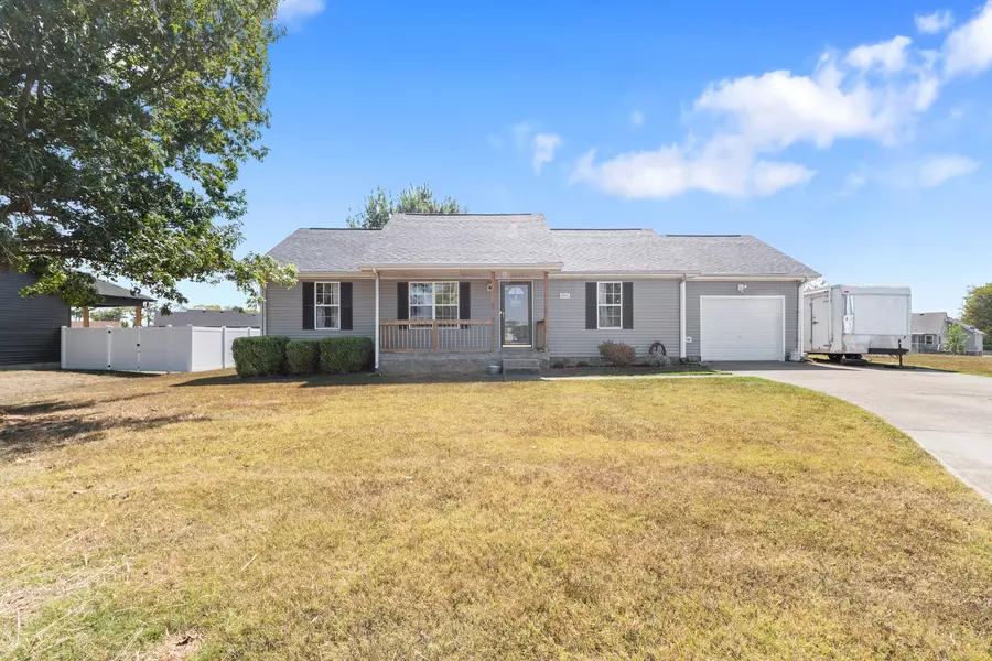 1062 Meshaw Trl, Clarksville, TN 37040