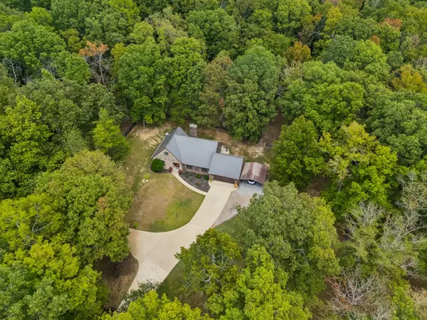 Centerville, TN 37033,1340 Puckett Hollow Rd