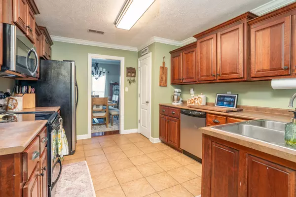 Medina, TN 38355,205 Crooked Creek Ln