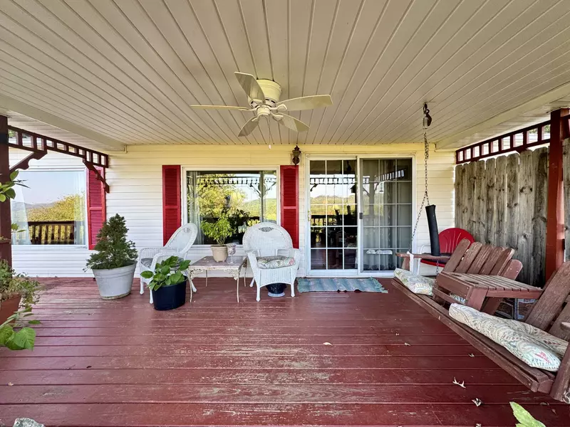 14 Cordell Hull Ln, Elmwood, TN 38560