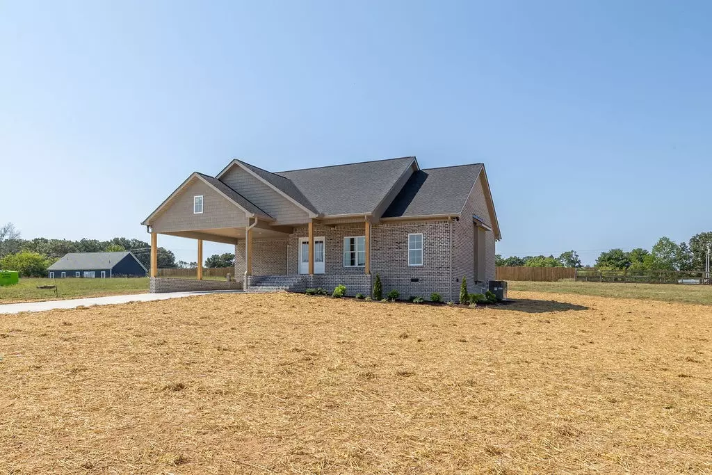 Lawrenceburg, TN 38464,34 Baker Ct